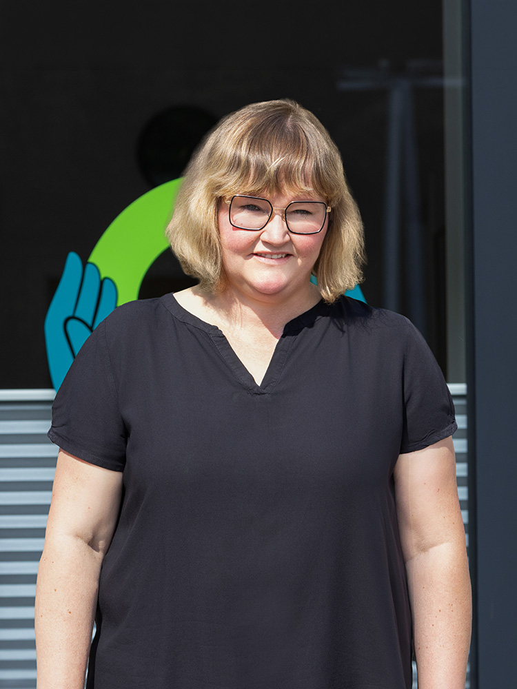 Porträtfoto von Julia Sauermann bei Geislers Mobile Pflege