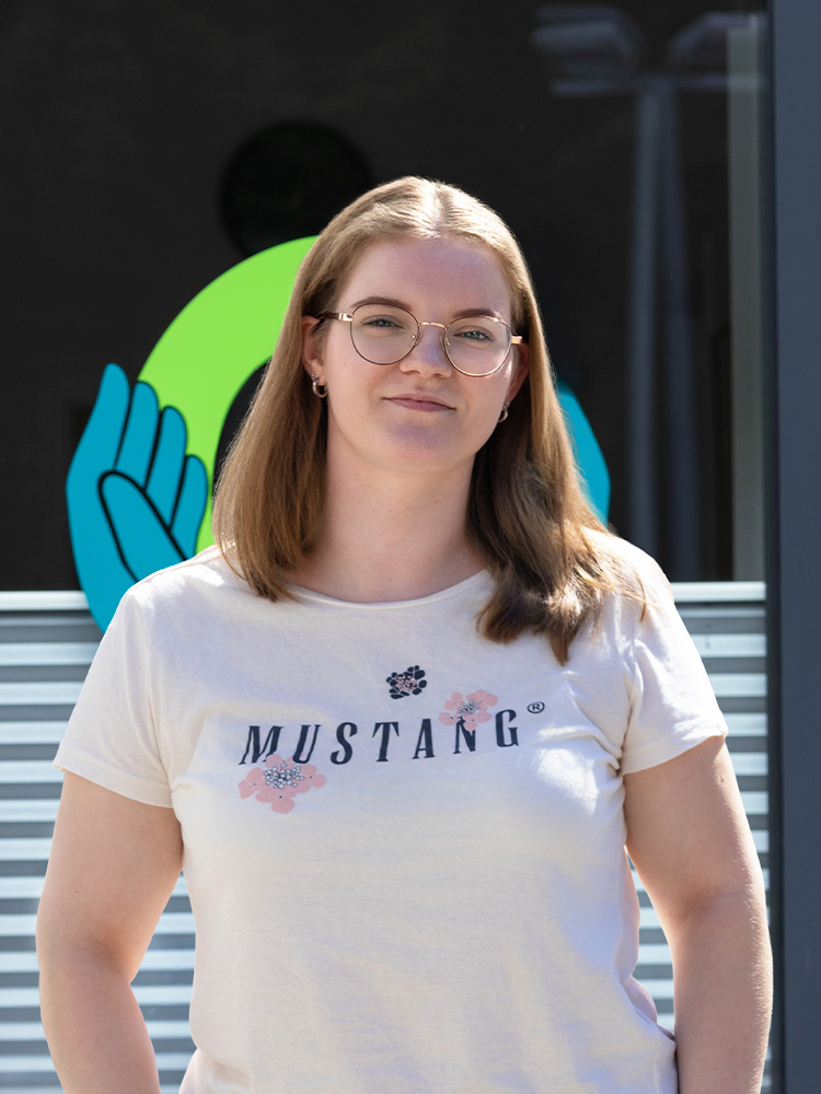 Porträtfoto von Katja Mortsiefer bei Geislers Mobile Pflege